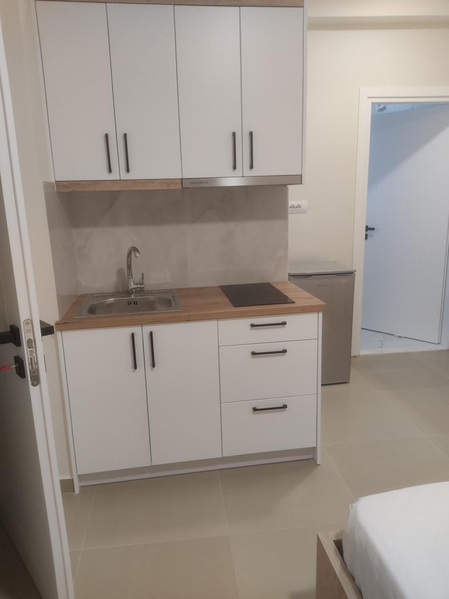 Lukova Center Apartments Luaran gambar